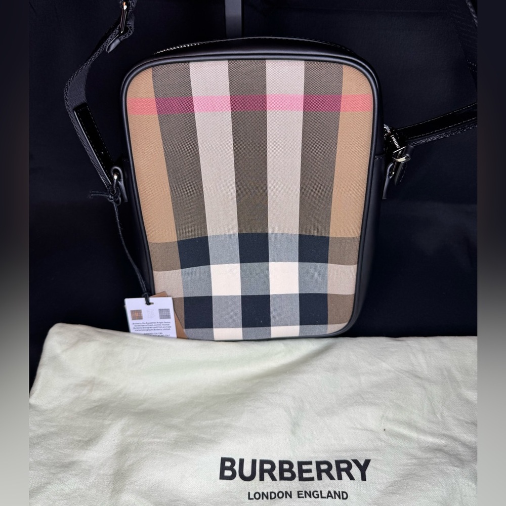 BURBERRY NOVACHECK/BLACK VERTICAL CROSSBODY